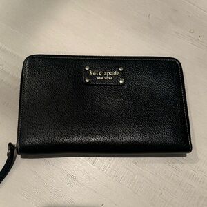 Large Kate Spade Wallet